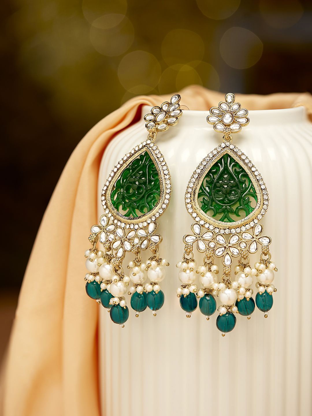 

Priyaasi Gold-Plated Emerald Floral Kundan Studded & Pearls Beaded Drop Earrings