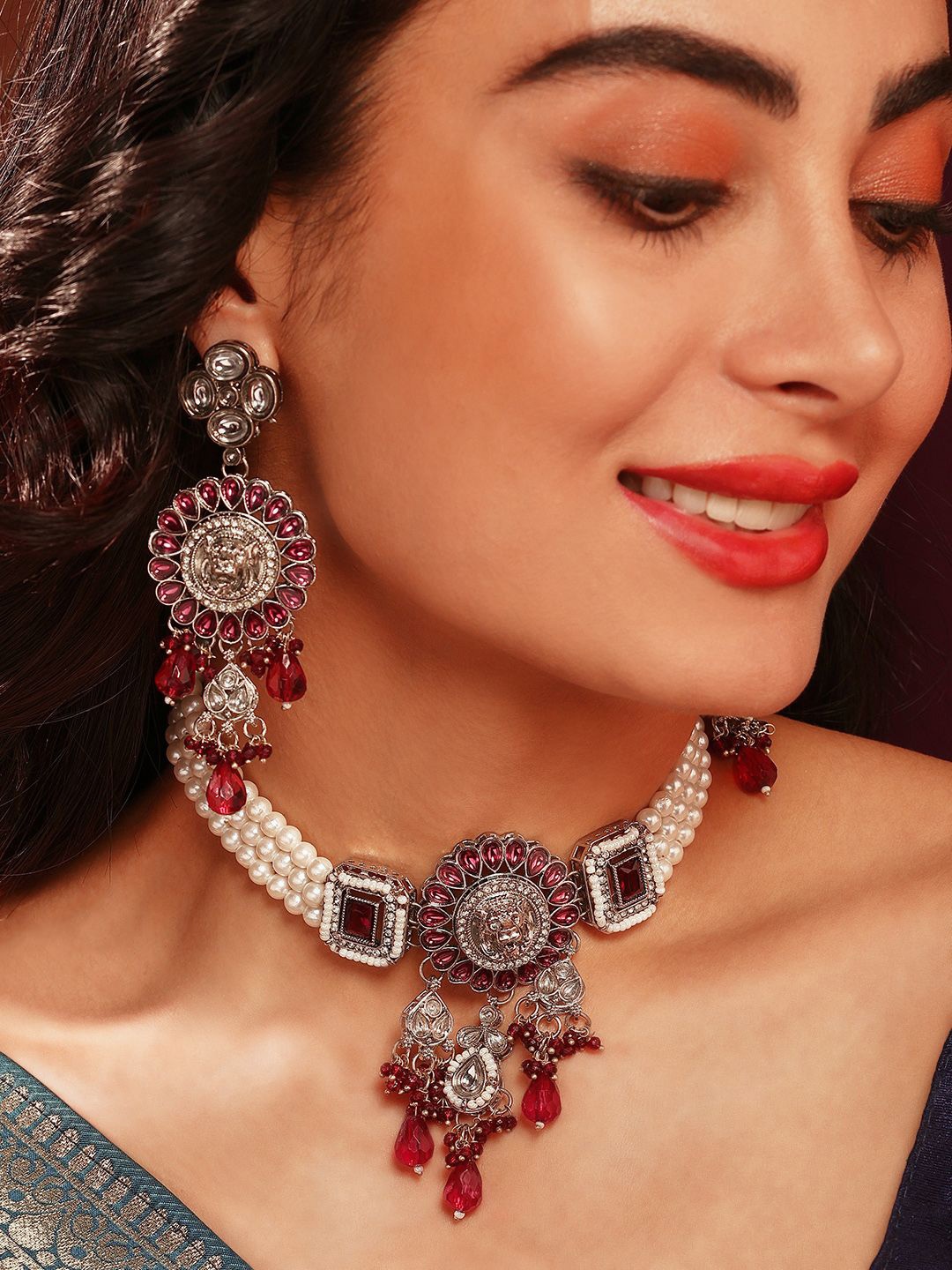 

Priyaasi Silver Plated Stone Studded & Pearls Beaded Jewellery Set