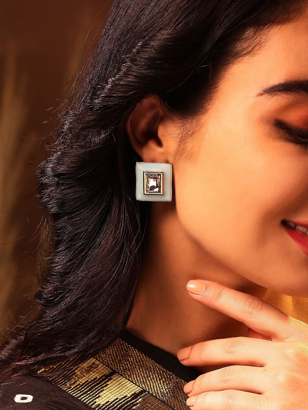 

Priyaasi Gold-Plated Kundan-Studded Geometric Studs Earrings