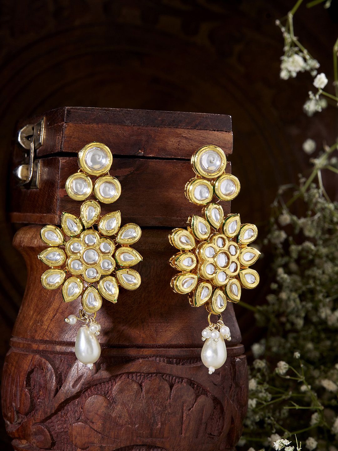 

Priyaasi Gold-Plated Kundan-Studded & Pearl-Beaded Contemporary Drop Earrings