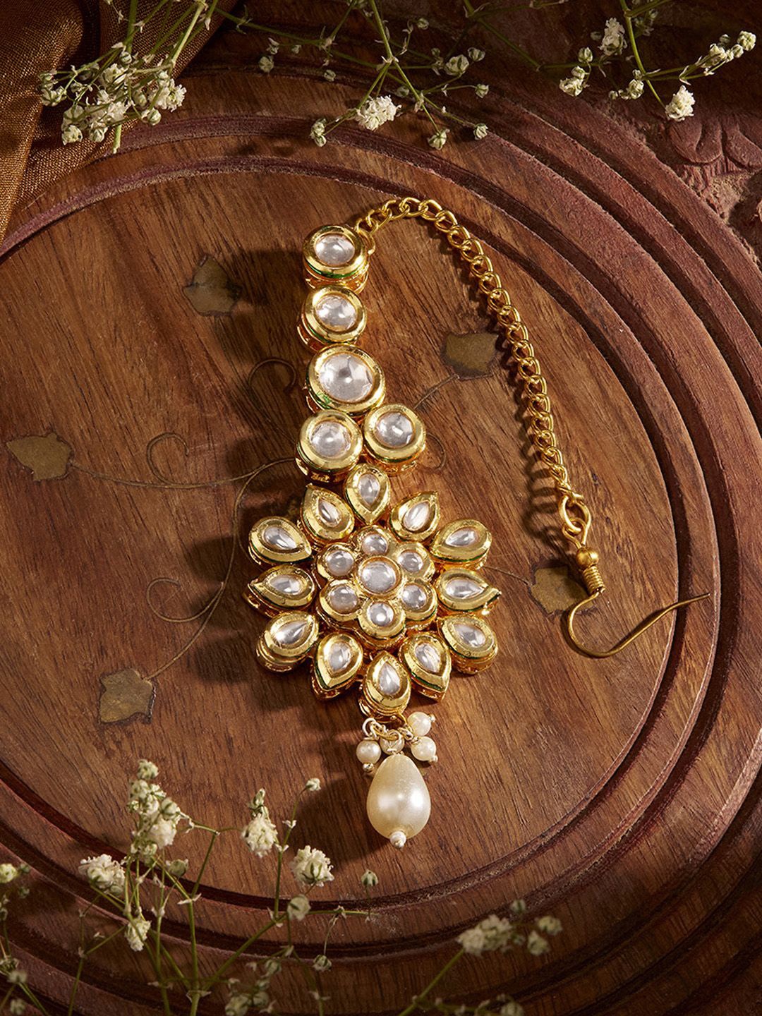 

Priyaasi Gold-Plated Kundan Studded & Pearl Beaded Flower Design Maang Tikka