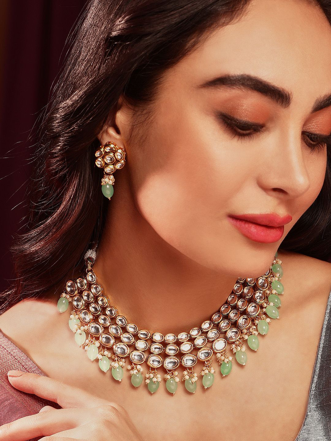 

Priyaasi Gold-Plated Kundan-Studded & Beaded Elegance & Floral Jewellery Set