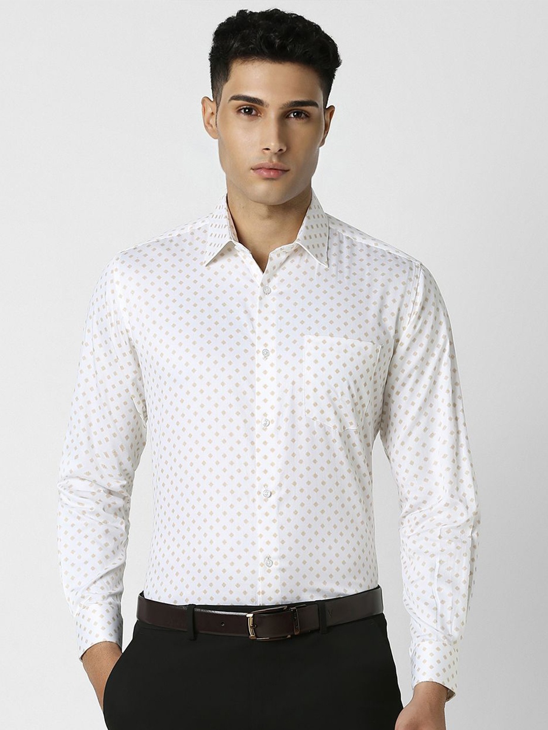 

Van Heusen Men Spread Collar Micro Ditsy Printed Cotton Party Shirt, White