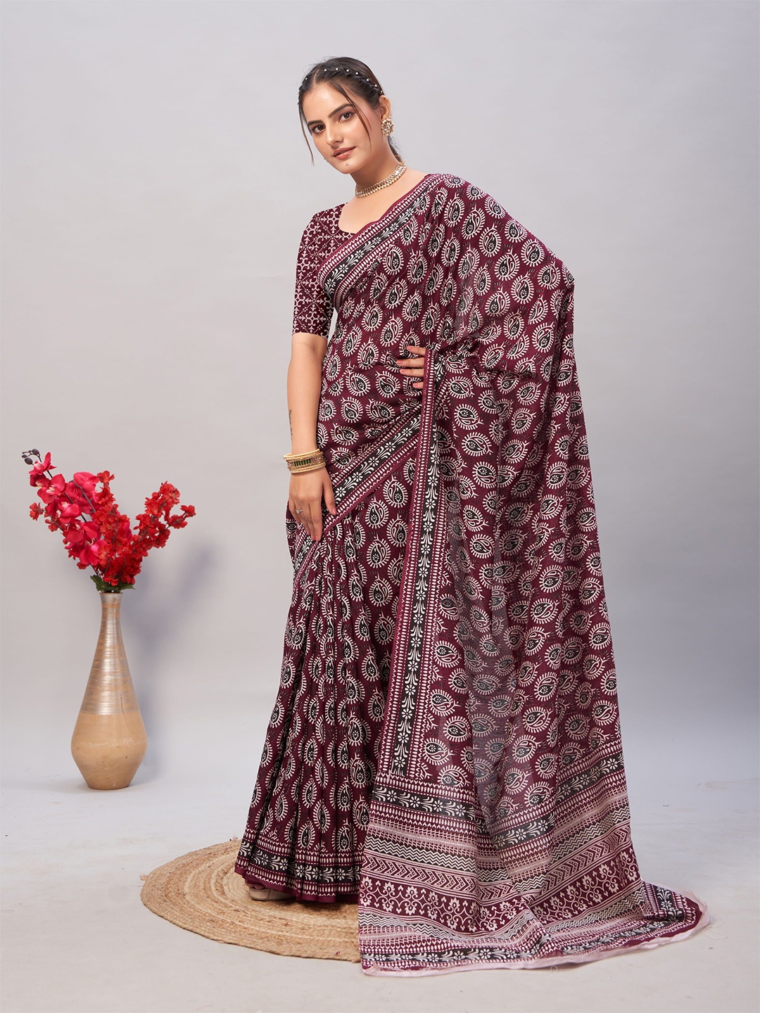 

KALINI Ajrak Block Pure Cotton Saree, Maroon