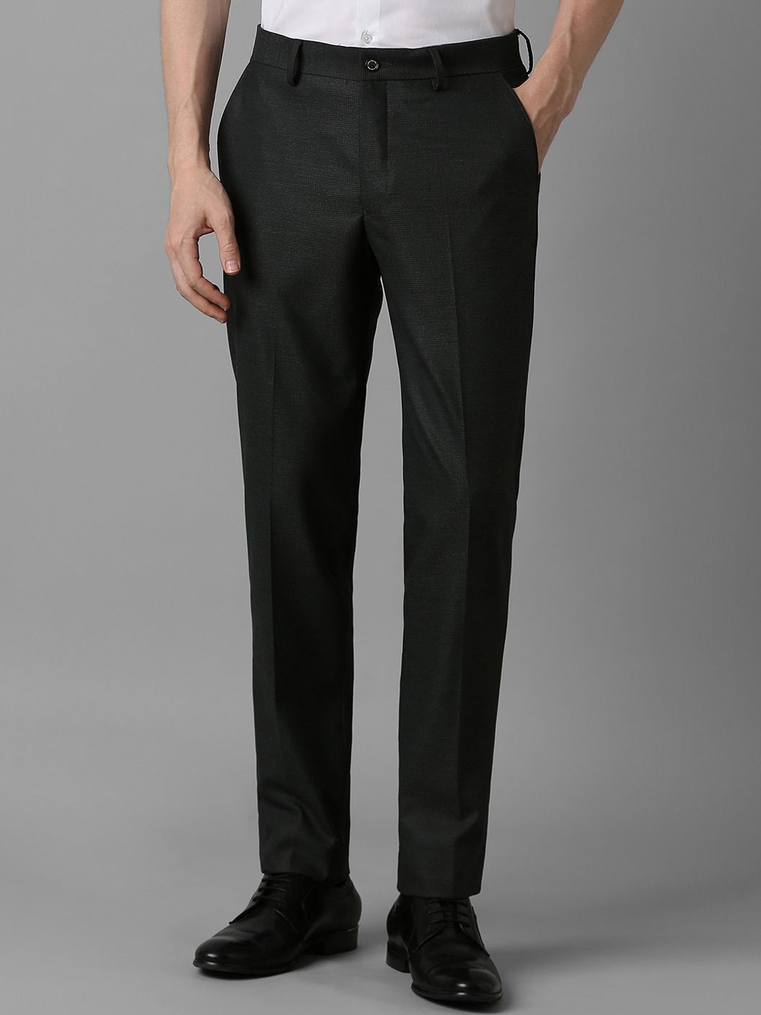 

Louis Philippe Men Solid Mid Rise Slim Fit Formal Trousers, Black