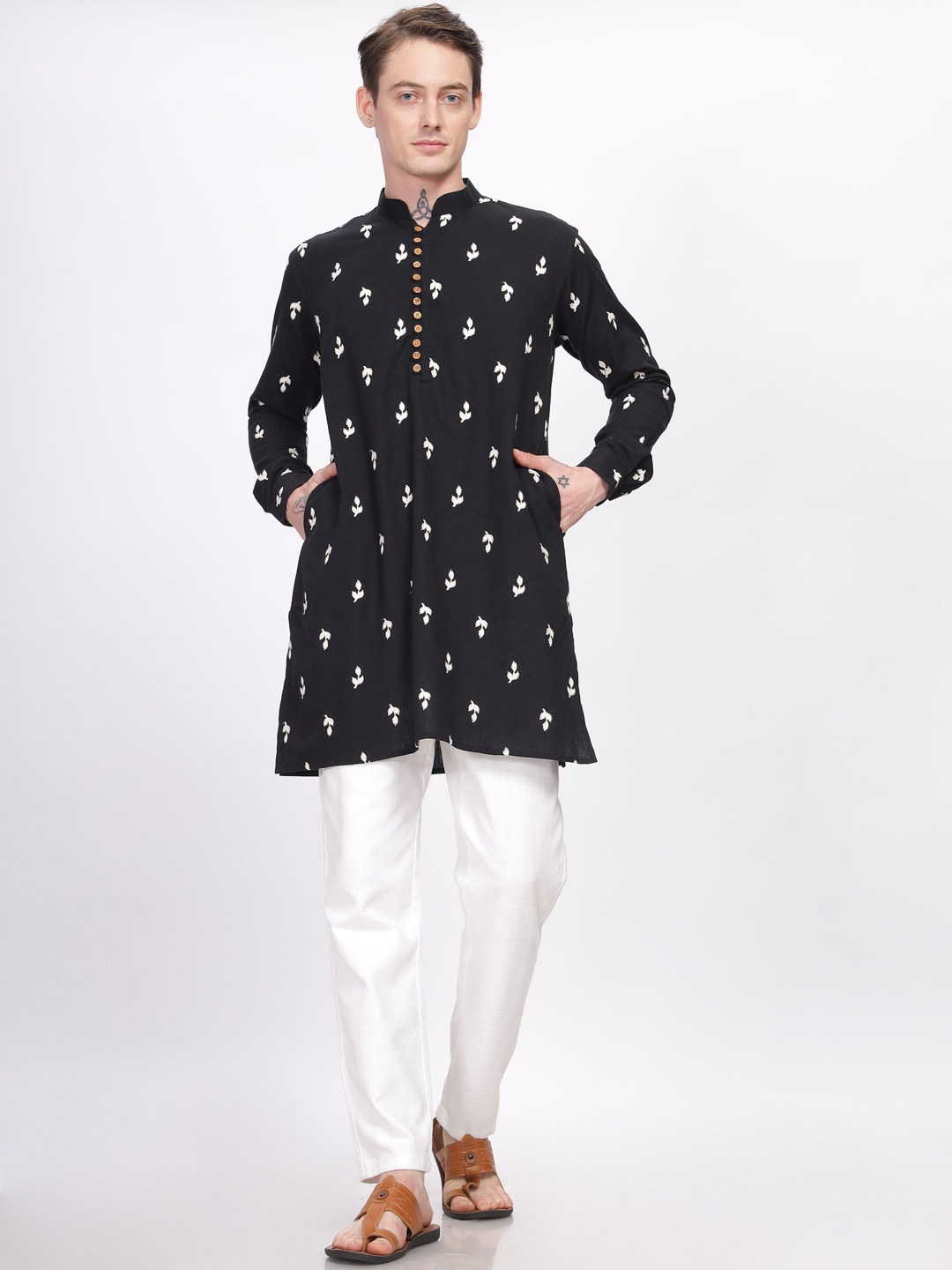 

Anouk Black Floral Embroidered Thread Work Mandarin Collar Cotton Straight Kurta