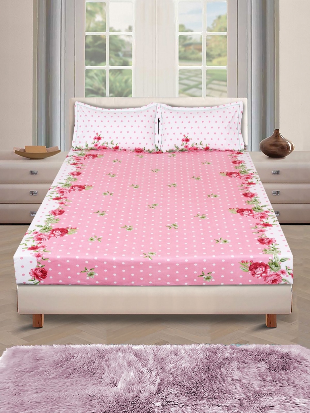 

Myntra Elegant Homes Pink & Beige Geometric 160 TC Microfiber Queen Bedsheet Set