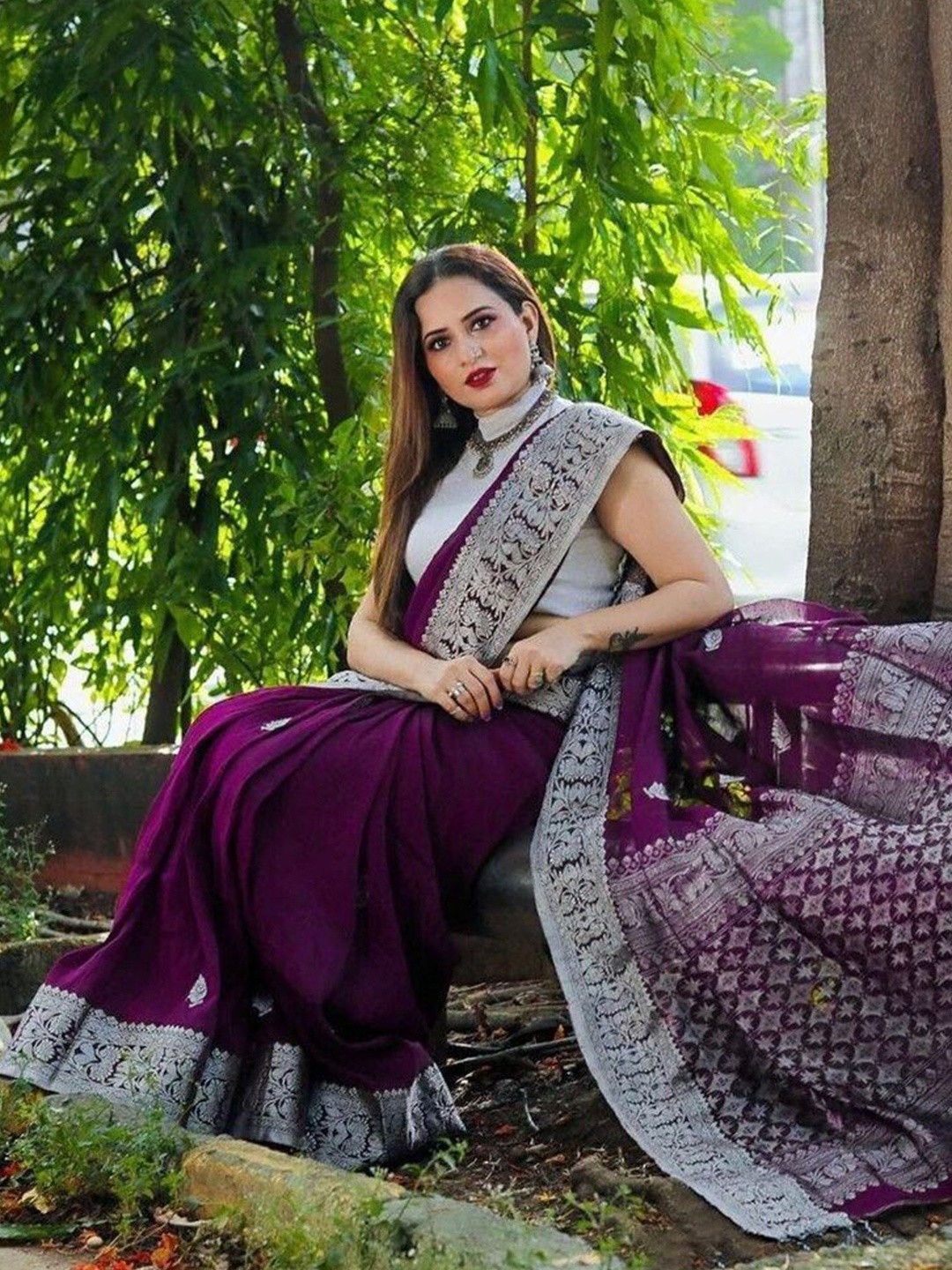 

Visit Wear Woven Design Zari Pure Silk Kanjeevaram Saree, Purple