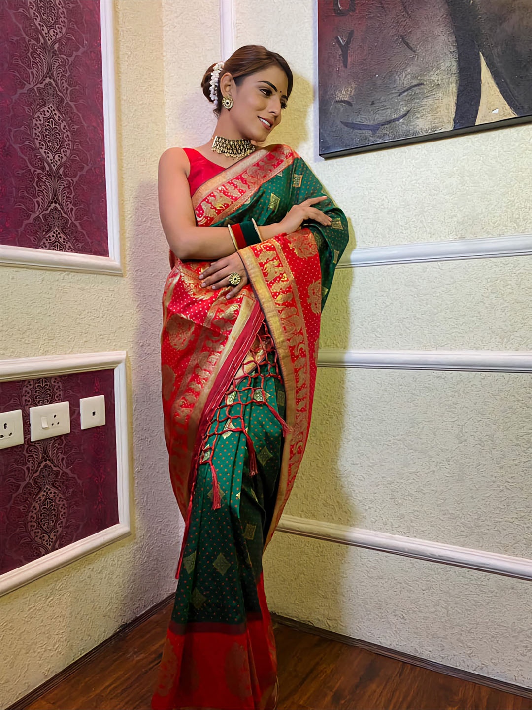 

Visit Wear Woven Design Zari Pure Silk Kanjeevaram Saree, Green