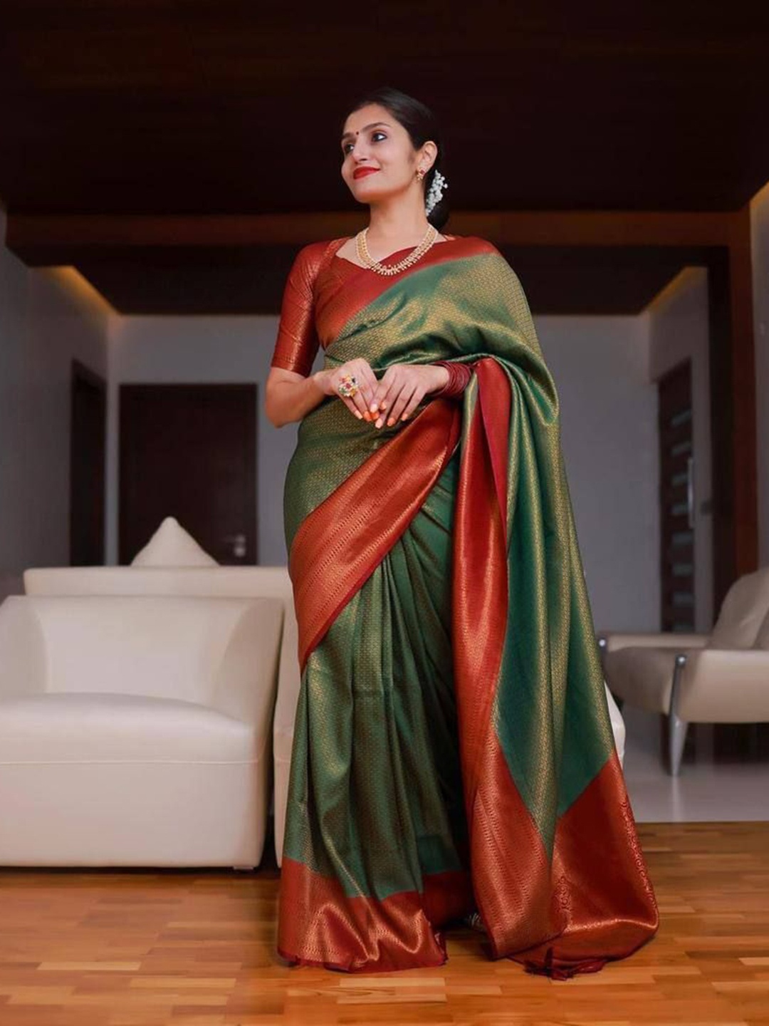 

Visit Wear Ethnic Motifs Zari Woven Pure Silk Kanjeevaram Saree, Red