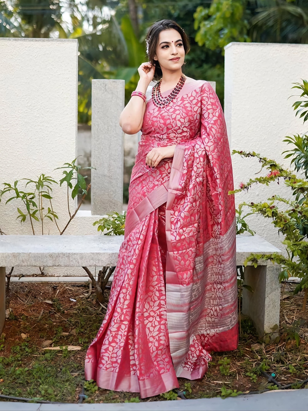 

Visit Wear Woven Design Zari Pure Silk Kanjeevaram Saree, Pink