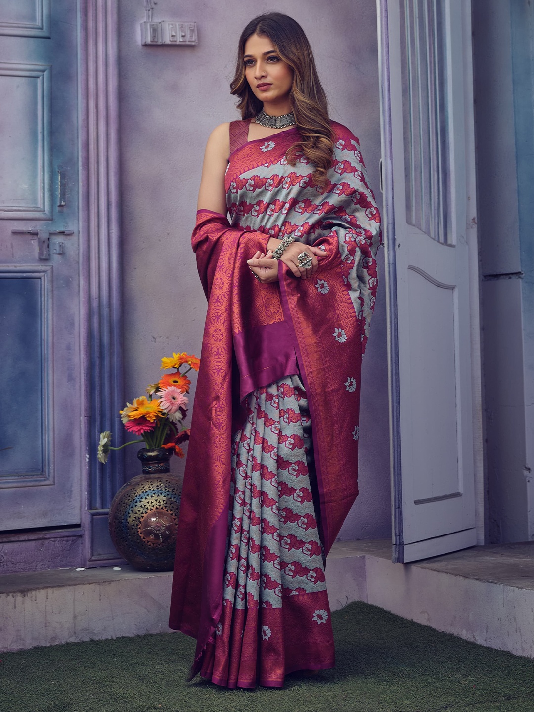 

Visit Wear Woven Design Zari Pure Silk Kanjeevaram Saree, Pink