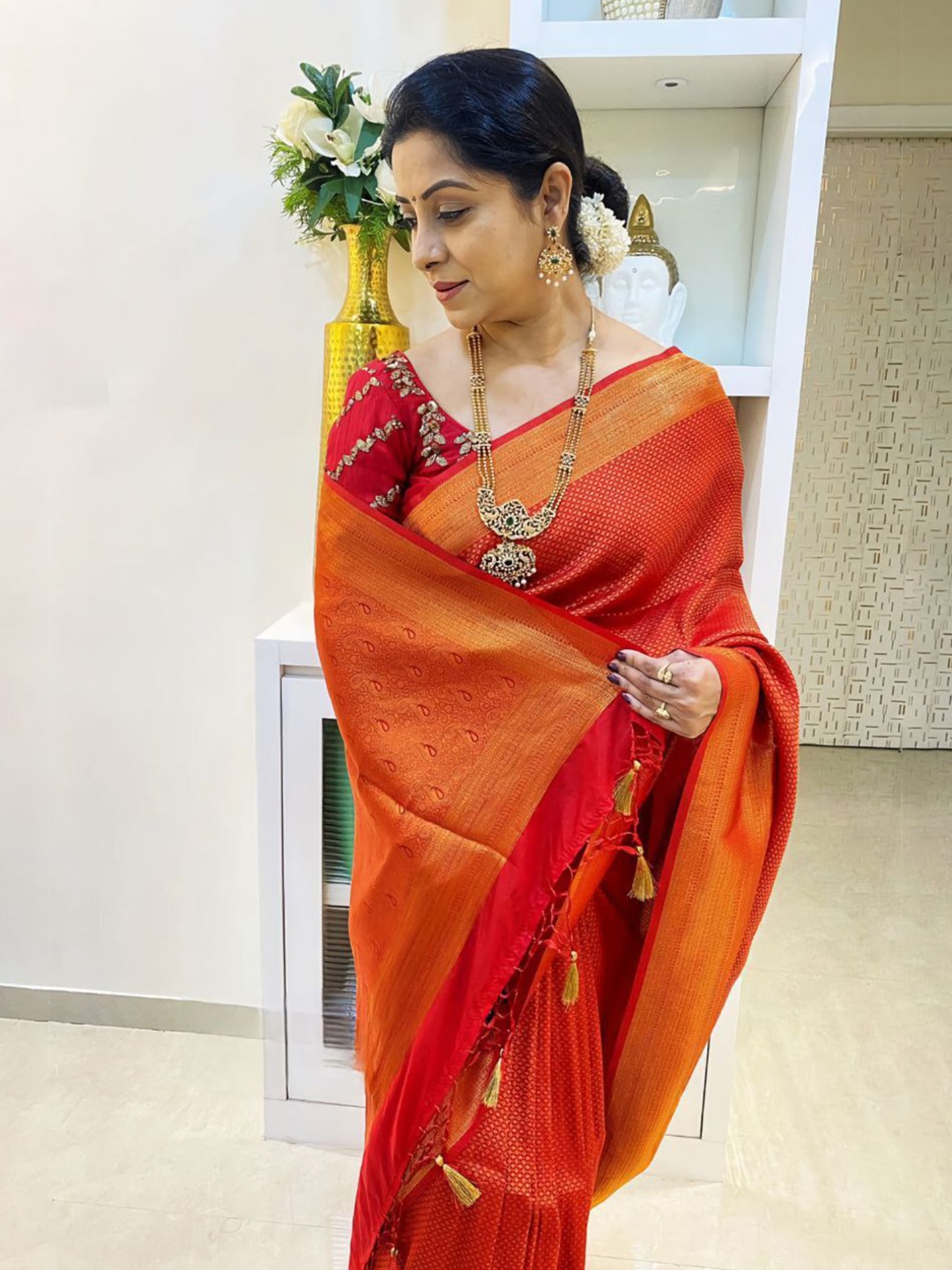 

Visit Wear Zari Woven Pure Silk Kanjeevaram Saree, Red