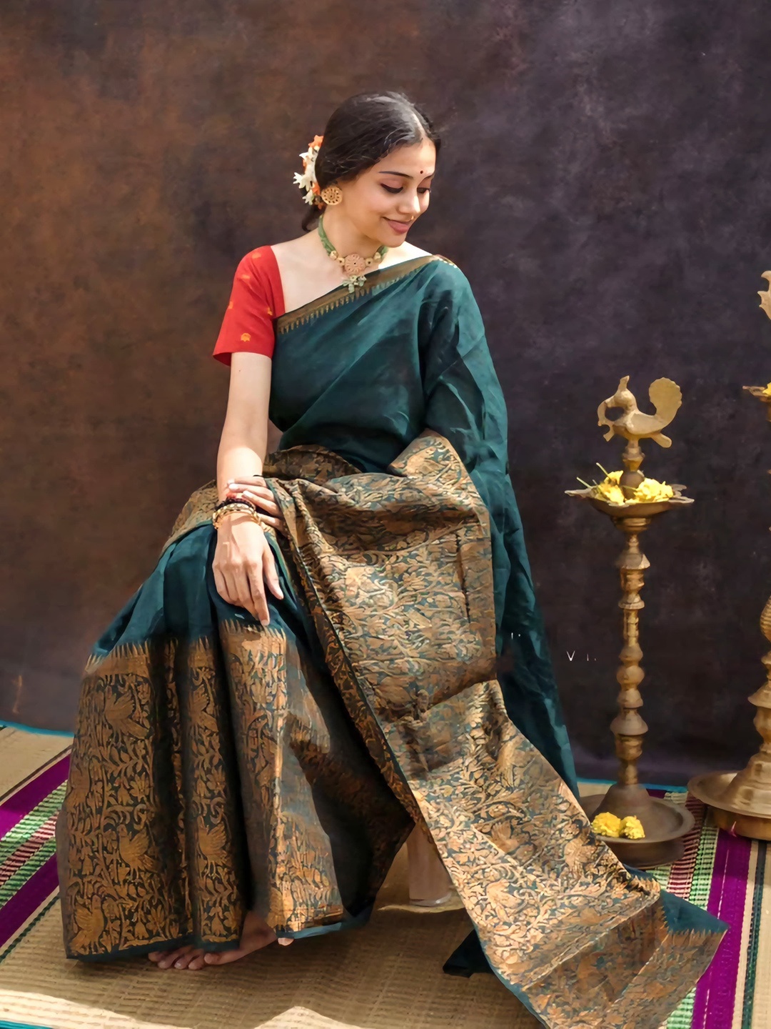 

Visit Wear Zari Woven Pure Silk Kanjeevaram Saree, Green