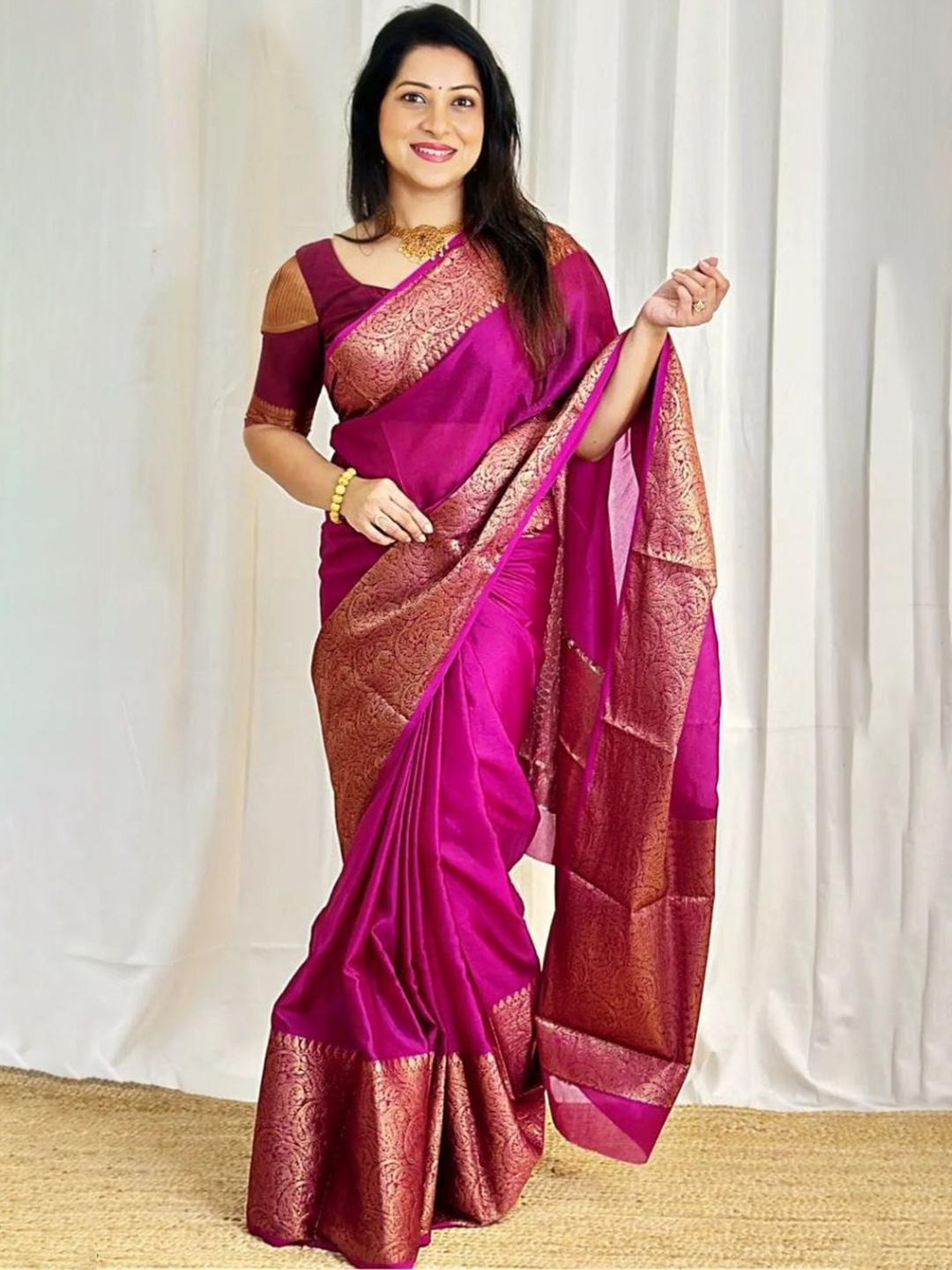 

Visit Wear Woven Design Zari Pure Silk Kanjeevaram Saree, Pink