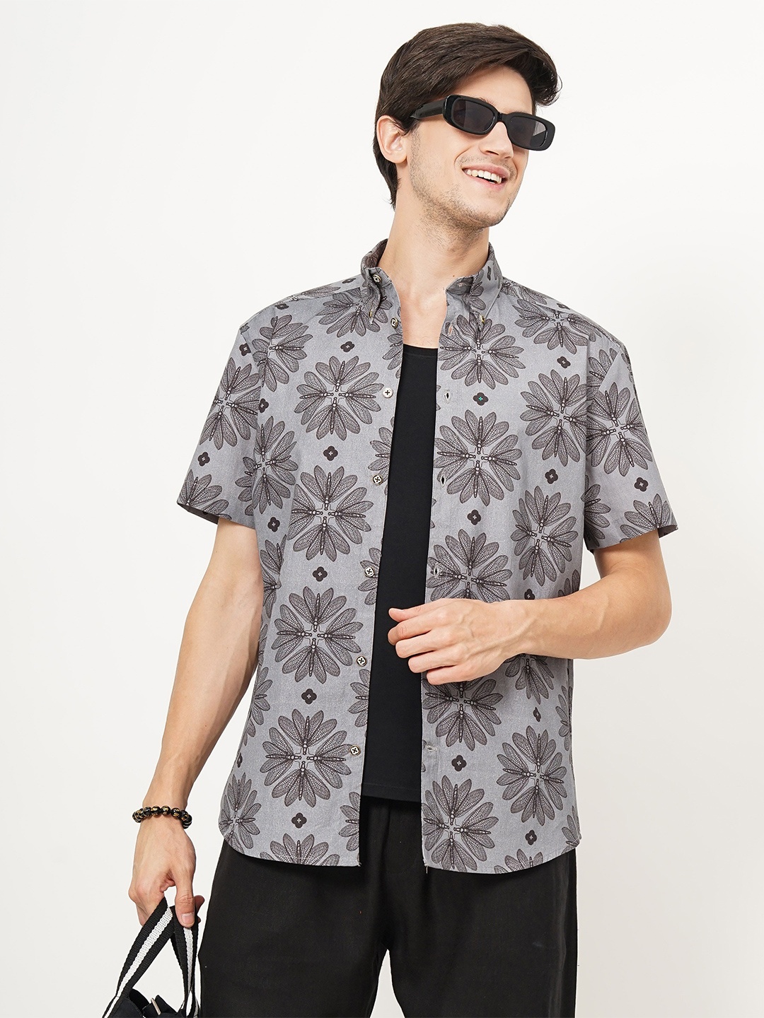 

HANDRWN Men Custom Floral Opaque Printed Casual Cotton Shirt, Blue