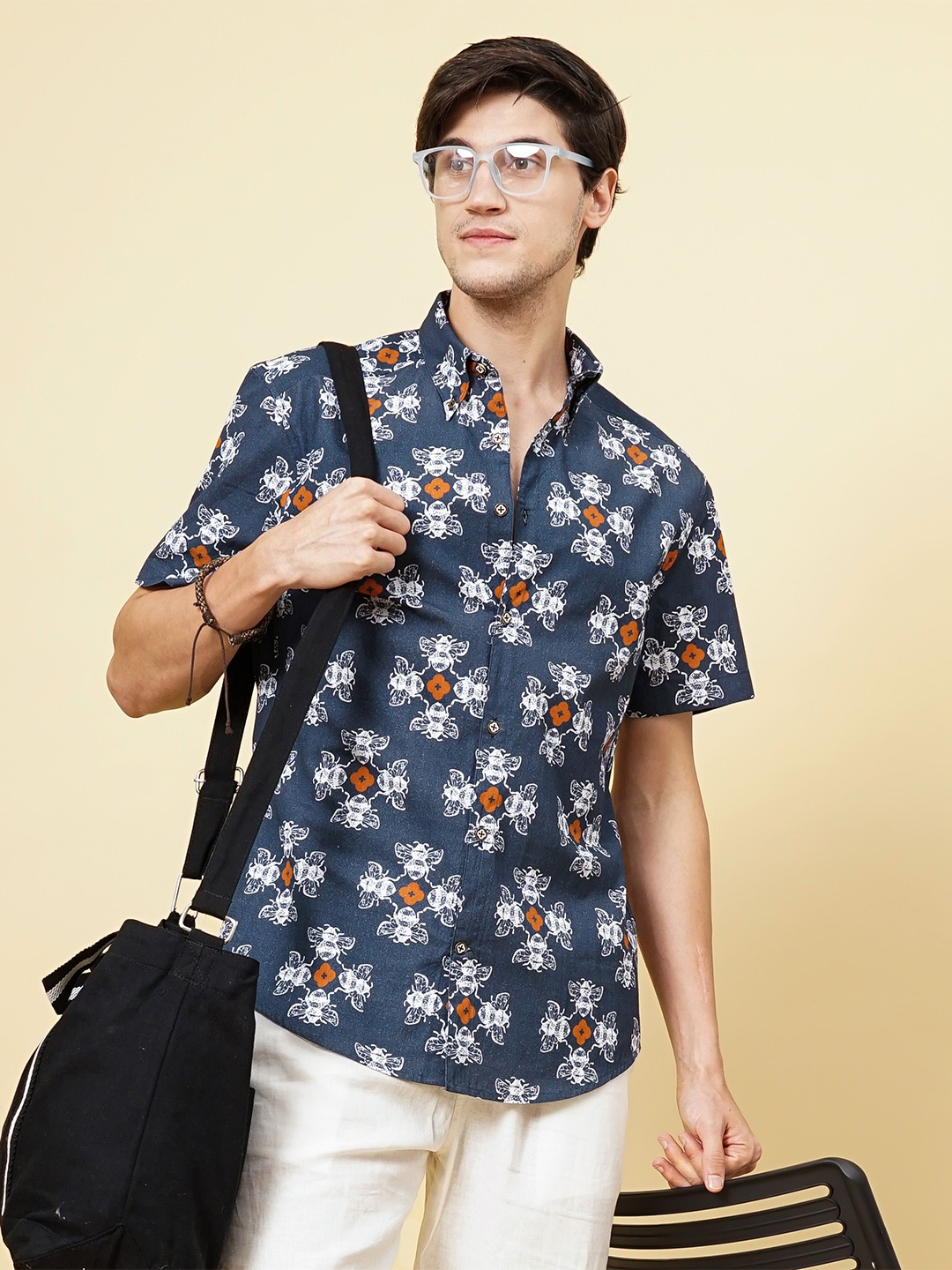 

HANDRWN Men Custom Floral Opaque Printed Casual Shirt, Blue