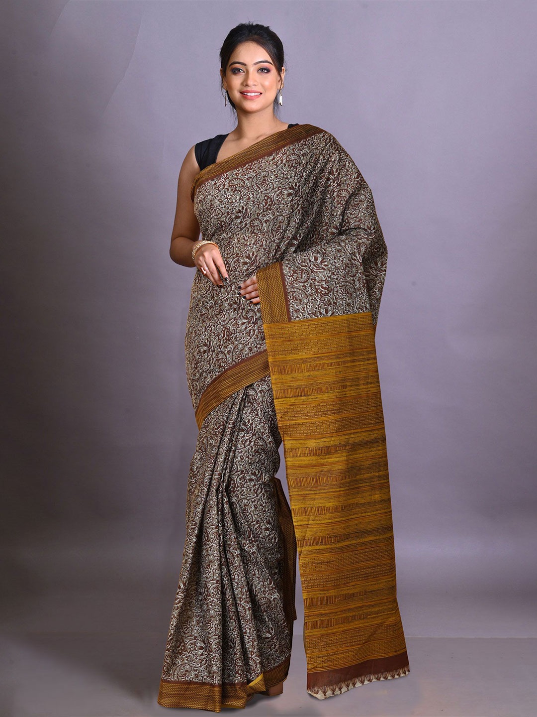 

Unnati Silks Floral Pure Cotton Handloom Block Print Saree, Brown