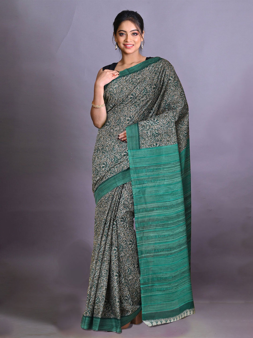 

Unnati Silks Ethnic Motifs Pure Cotton Handloom Block Print Saree, Brown