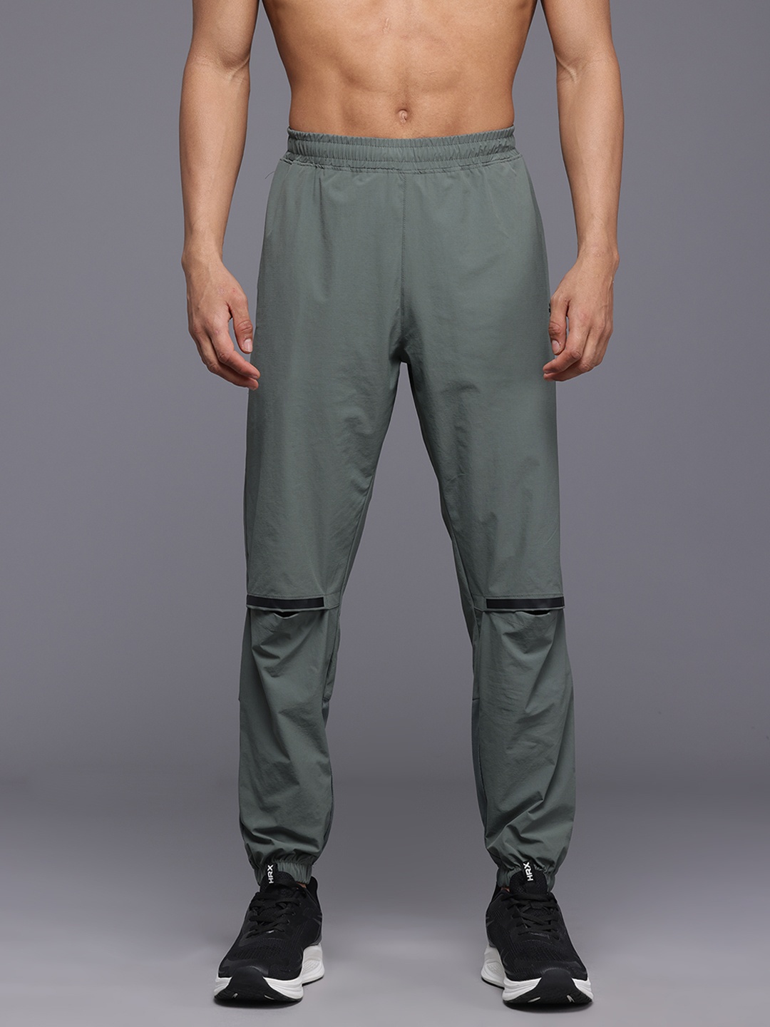 

HRX by Hrithik Roshan Men Slash Knee Running Joggers, Grey