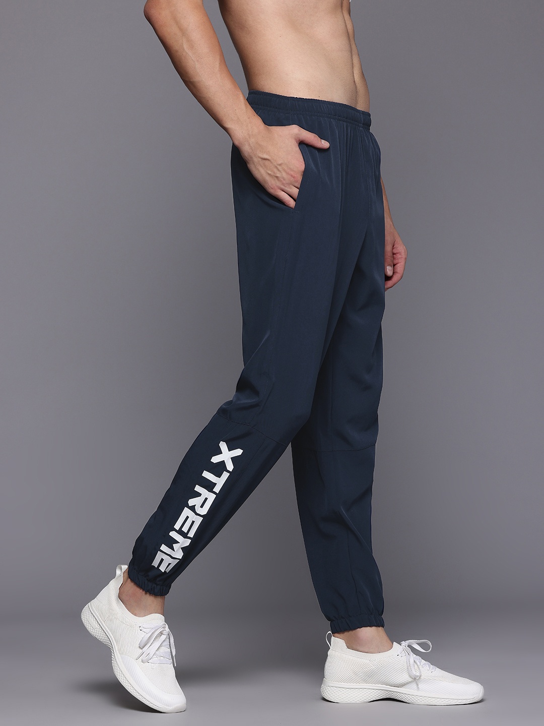 

HRX by Hrithik Roshan Men Rapid-Dry Training Joggers, Navy blue