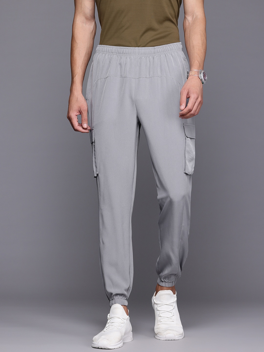 

HRX by Hrithik Roshan Men Rapid-Dry Lifestyle Joggers, Grey