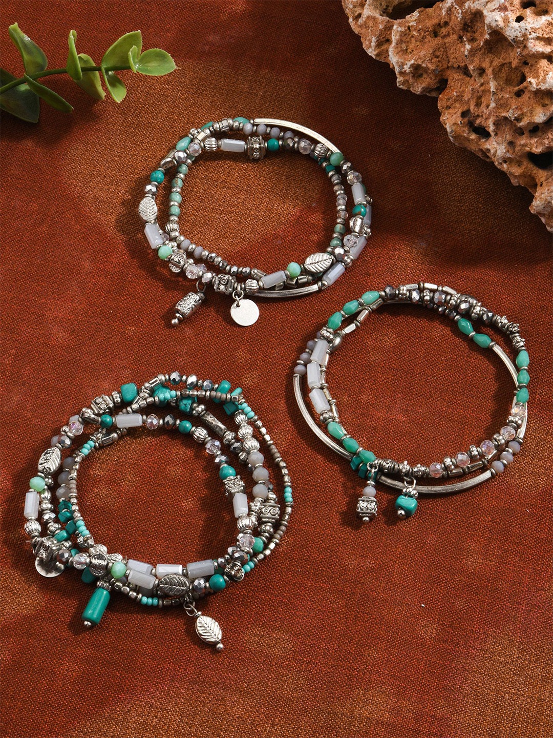 

Accessorize Set of 10 Artificial Beads Elasticated Bracelet, Silver