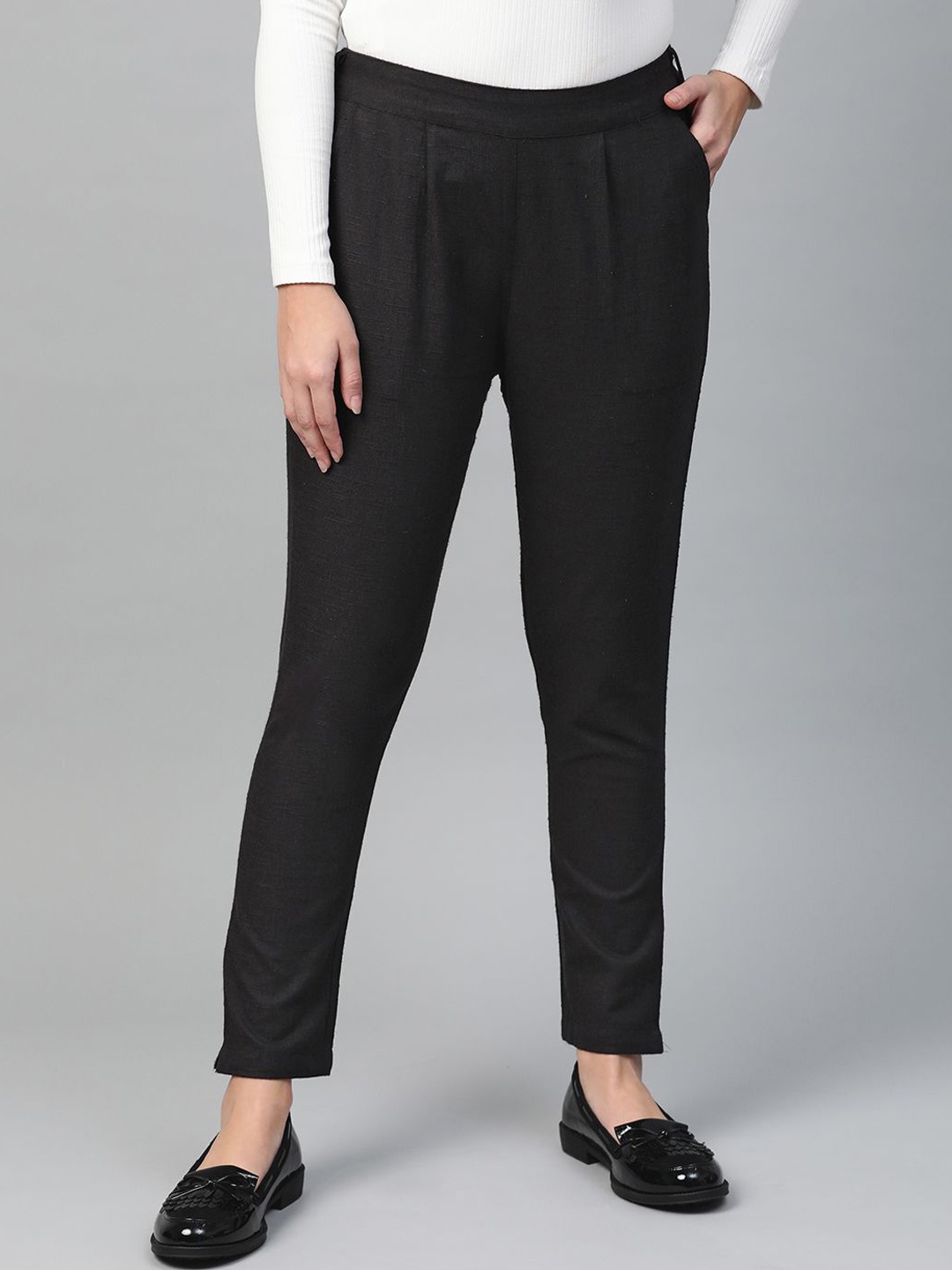

KALINI Women Slim Fit Mid-Rise Chinos Trousers, Black