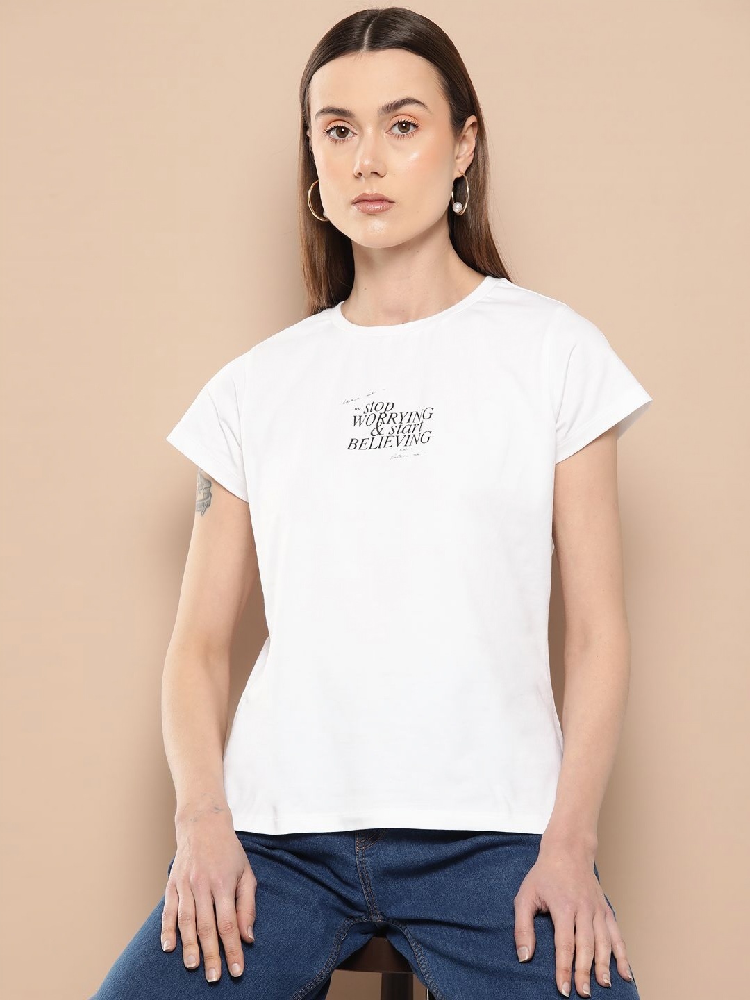 

Chemistry Women Printed Round Neck Cotton Tshirt, Off white