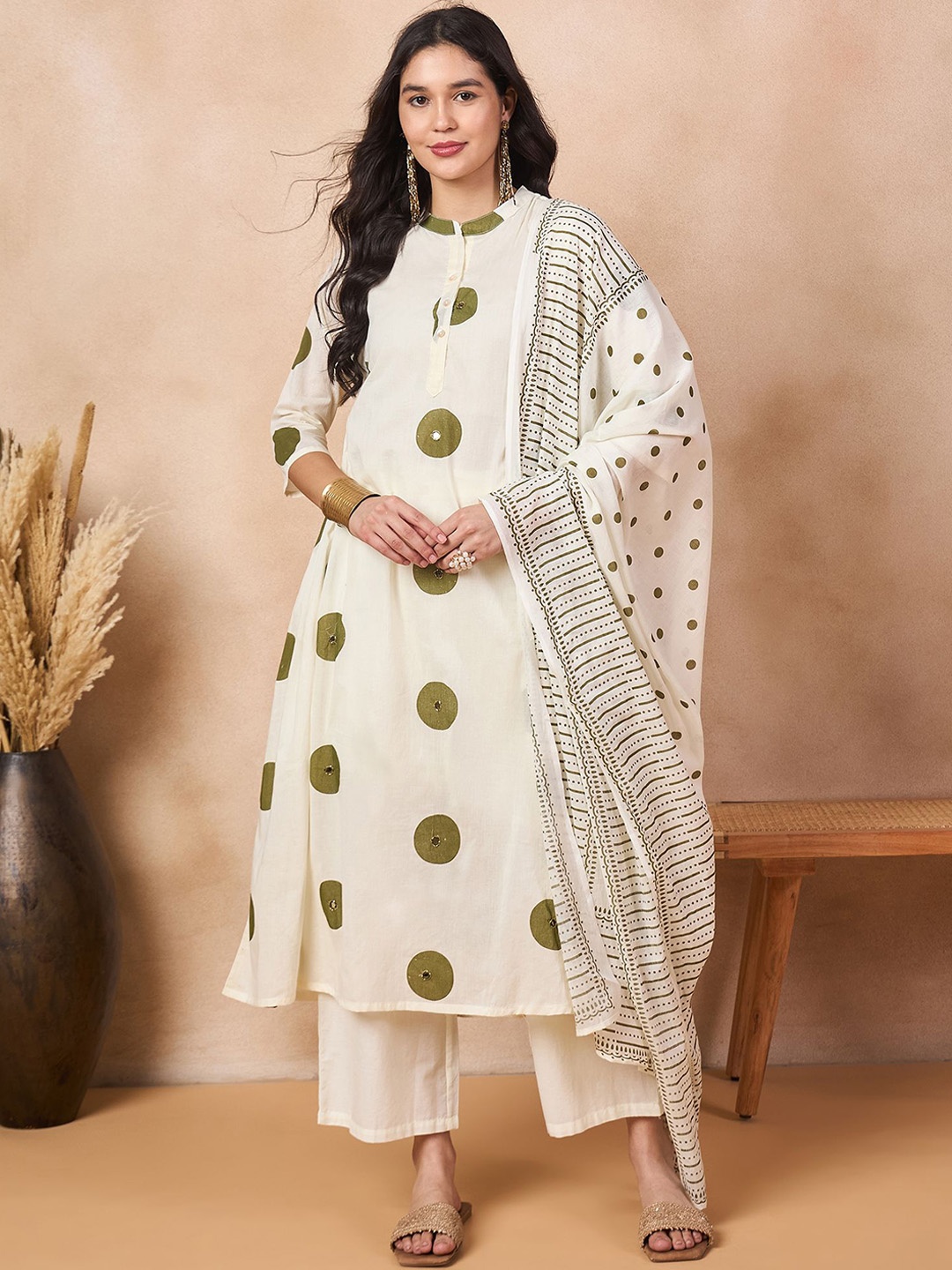 

Anouk Off White Printed A-Line Sequinned Pure Cotton Kurta with Palazzos & Dupatta