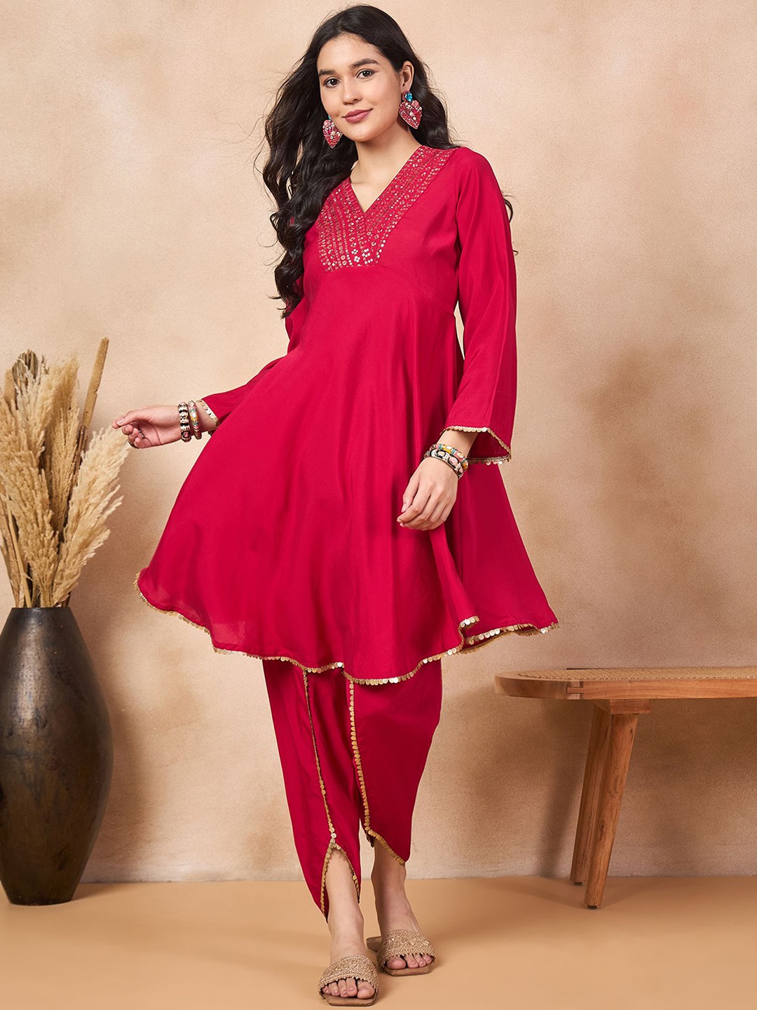 

Anouk Fuchsia Yoke Designed A-Line Sequinned Roman Silk Kurta with Dhoti Pants