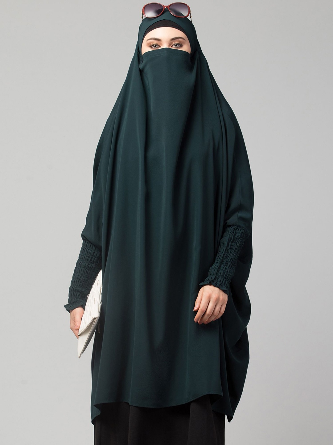 

MUSHKIYA Round Neck Solid Khimar With Adjustable Mouth Piece Burqas, Green