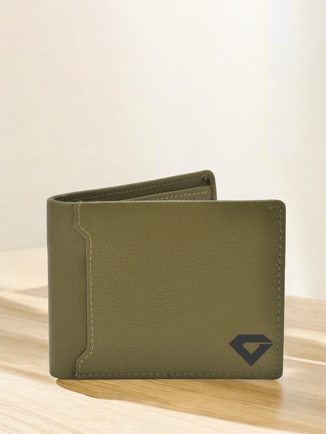 

INVICTUS Men Textured Leather Two Fold Wallet with RFID Blocking, Green