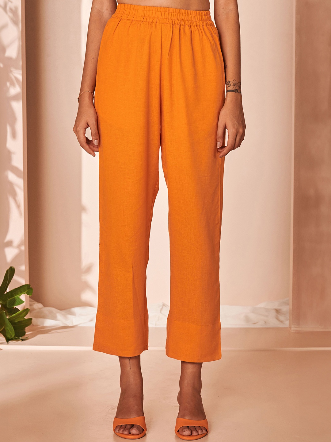 

Midsummer Women Mid-Rise Trouser, Orange