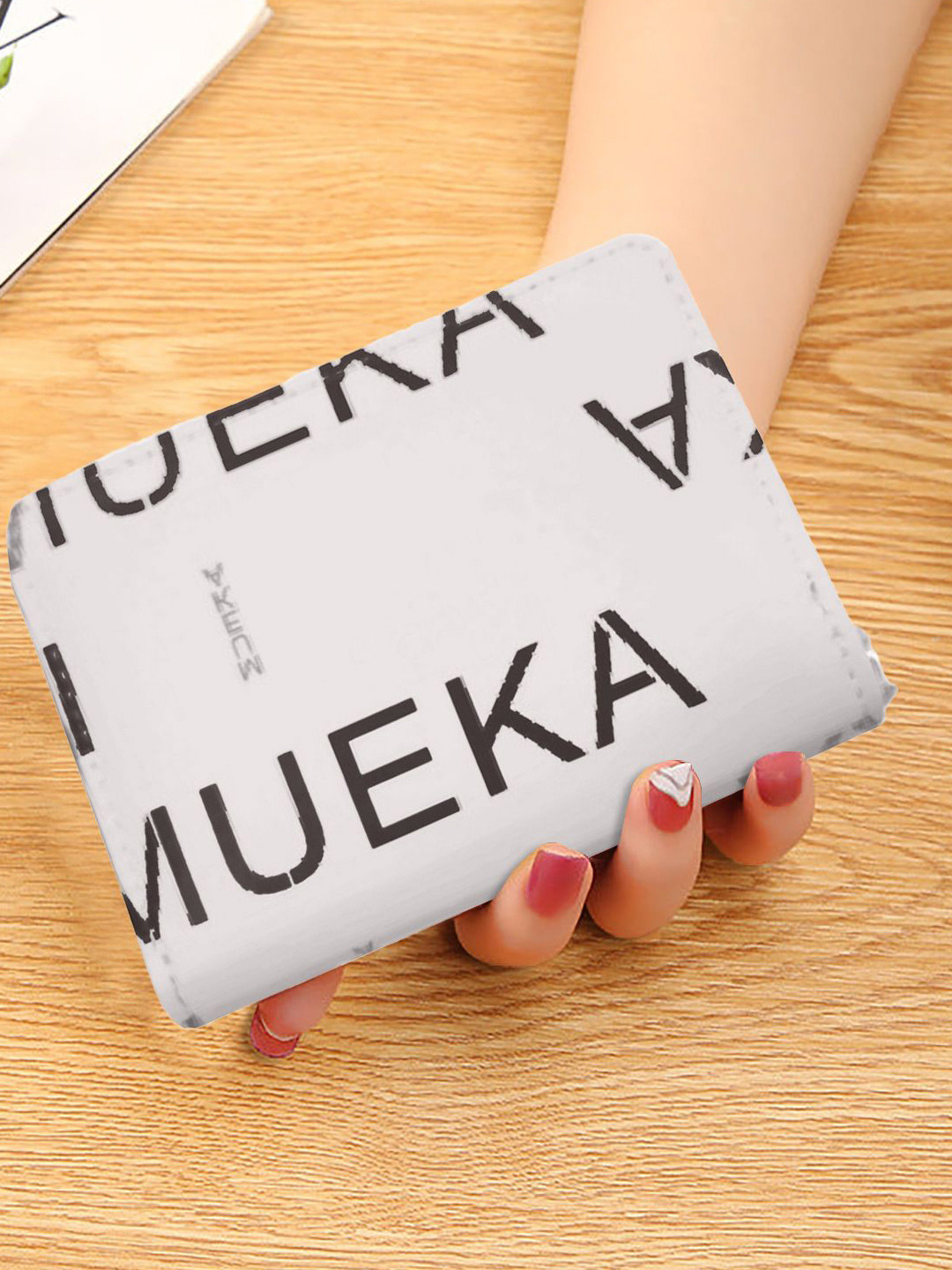 

SYGA Women Typography Printed Leather Card Holder, White