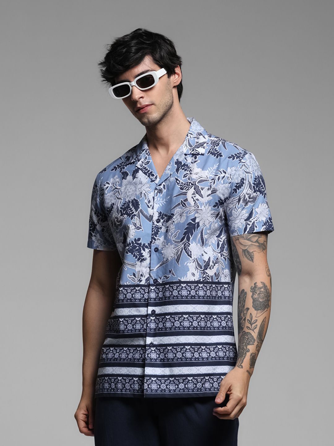 

Jack & Jones Men Cuban Collar Floral Printed Cotton Casual Shirt, Blue