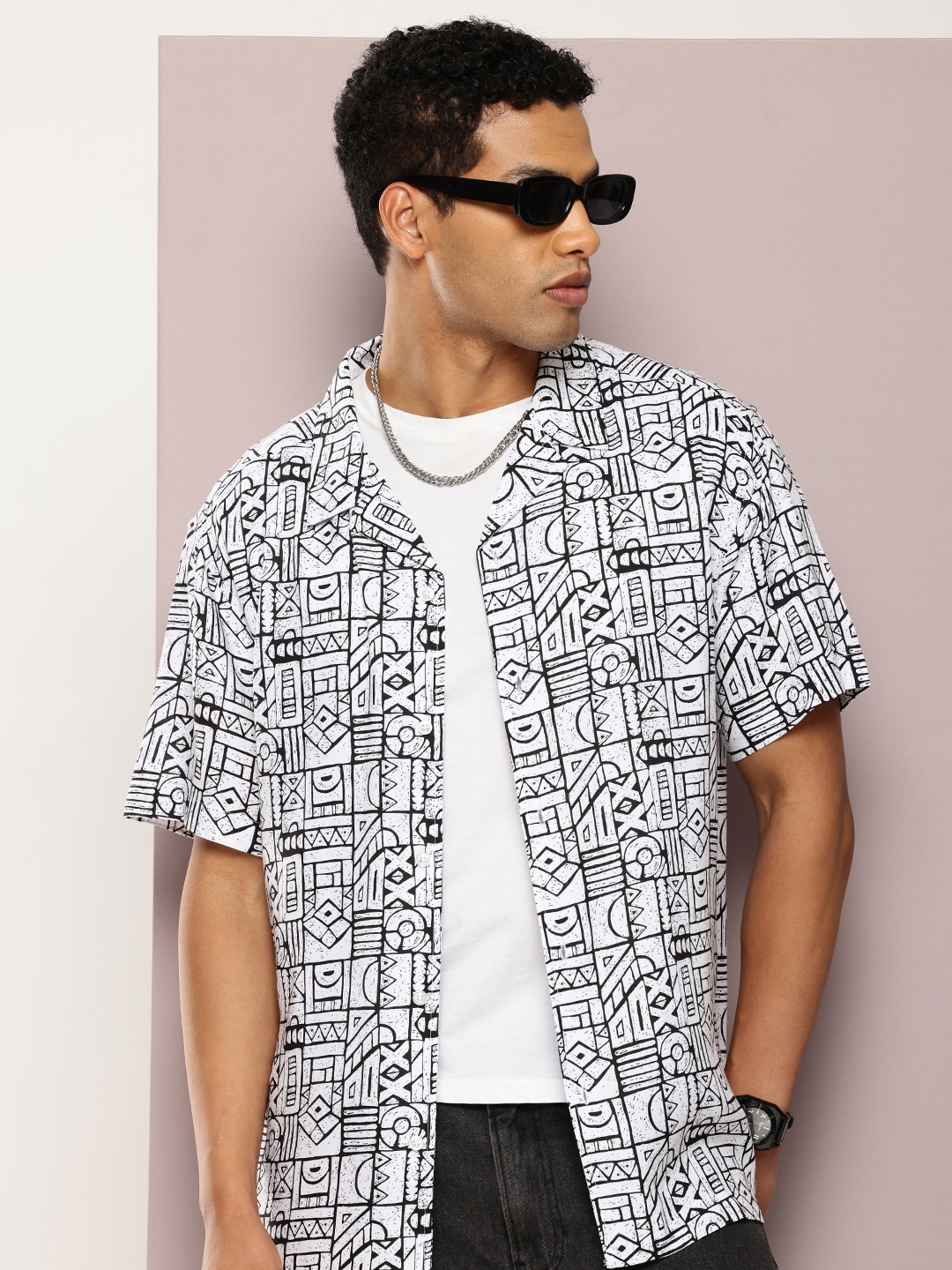 

Kook N Keech Men Relaxed Geometric Printed Cuban Collar Casual Shirt, White