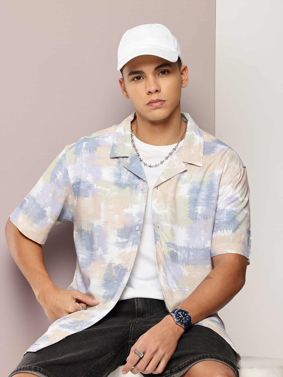 

Kook N Keech Men Relaxed Printed Cuban Collar Pure Cotton Casual Shirt, Multi