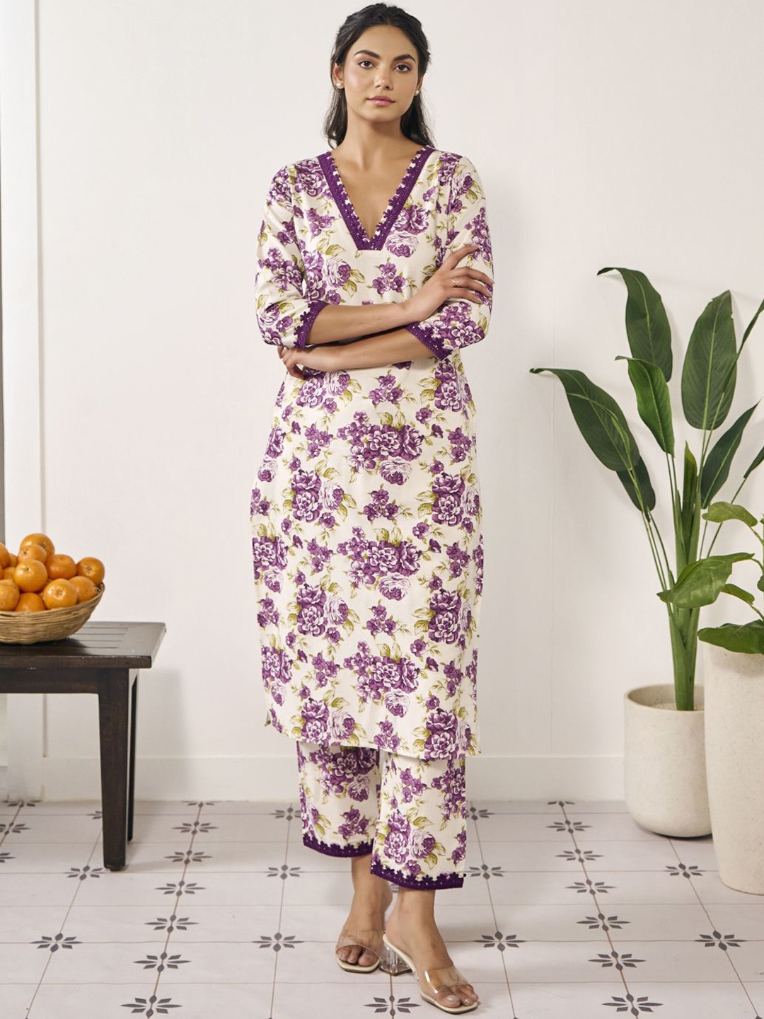 

anayna Floral Printed Straight Kurta with Trousers, White