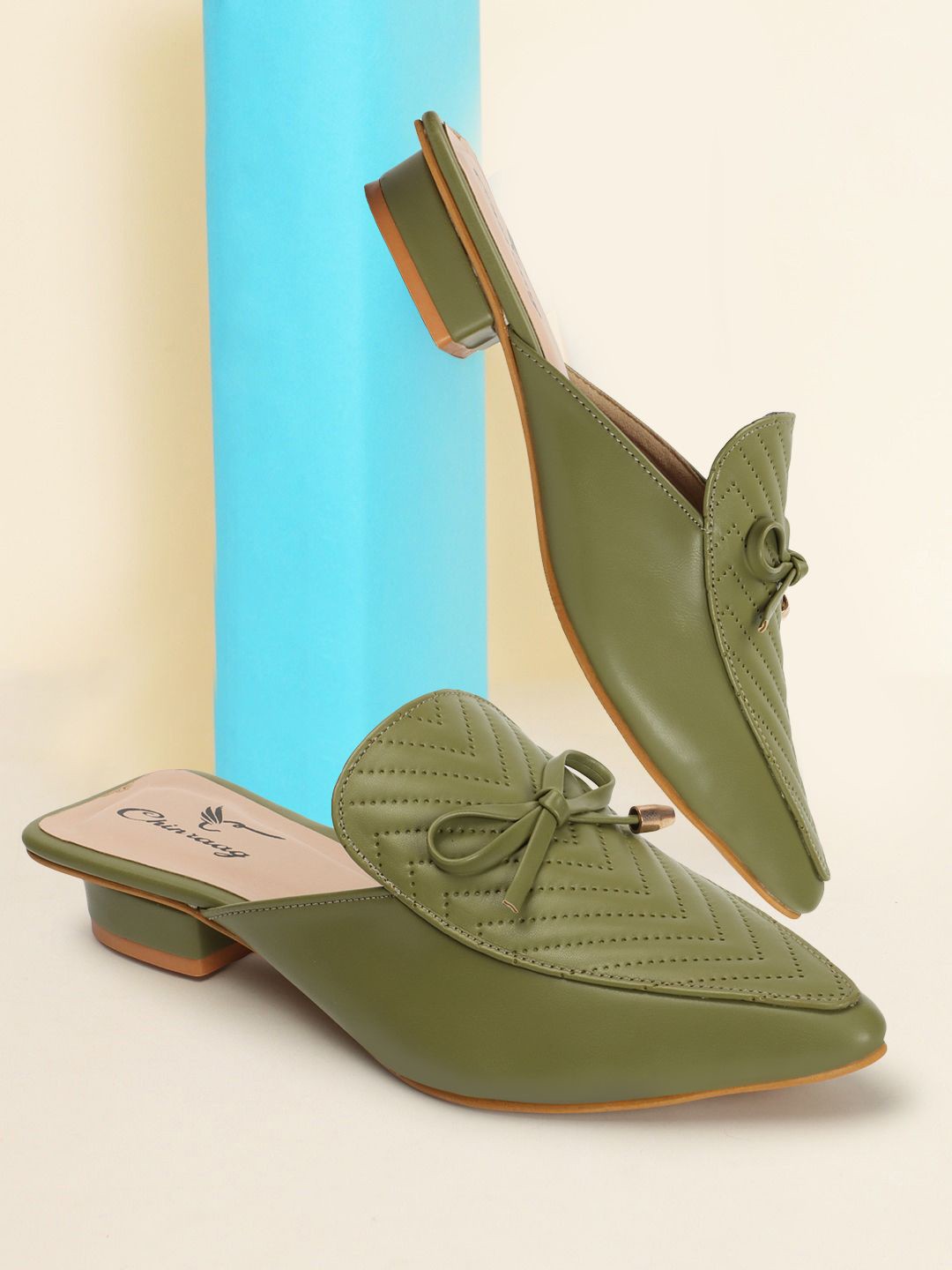 

CHINRAAG Women Solid Patent Leather Pointed Toe Tassels Slip On Loafers, Green