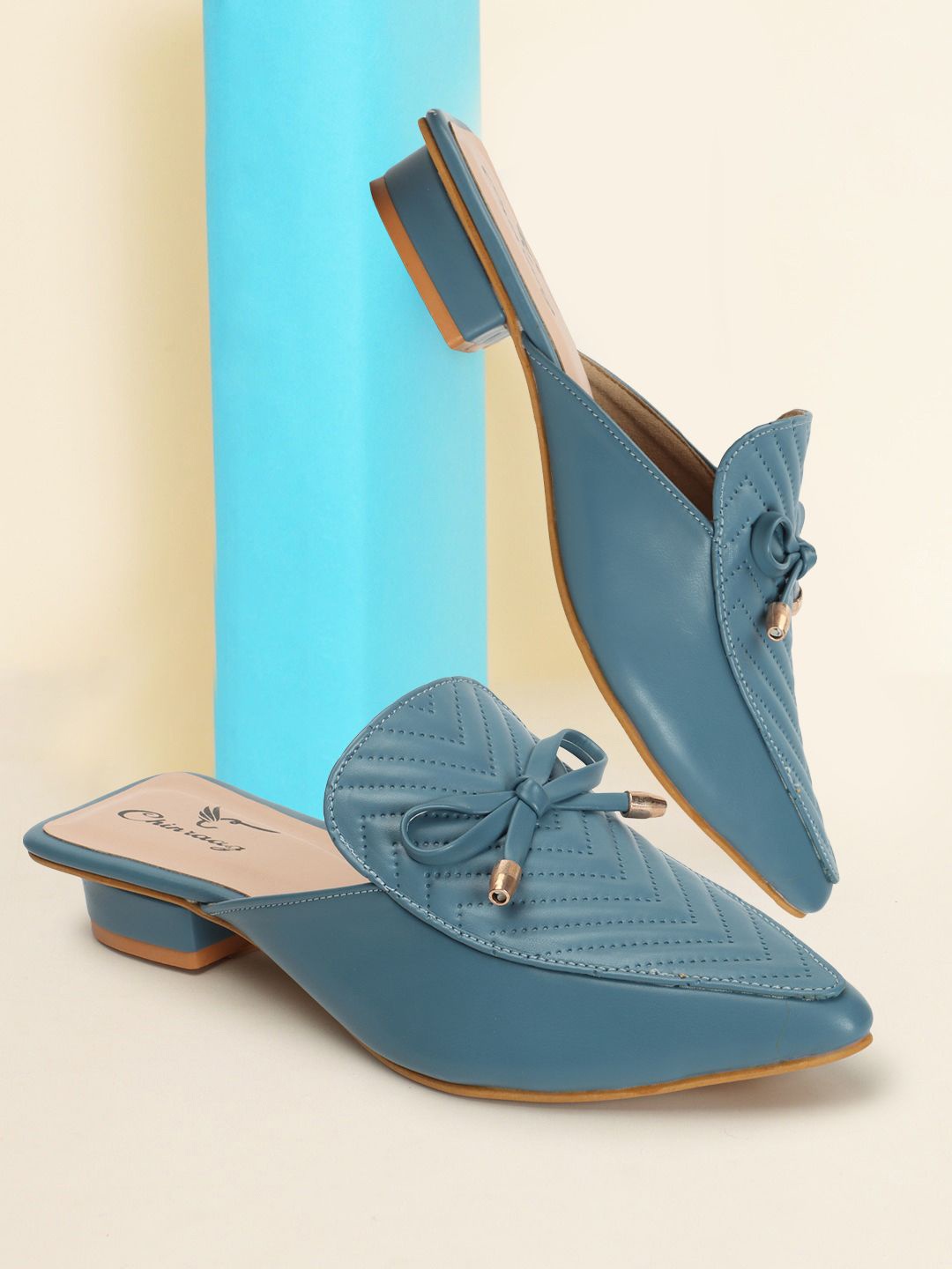 

CHINRAAG Women Pointed Toe Mules, Blue