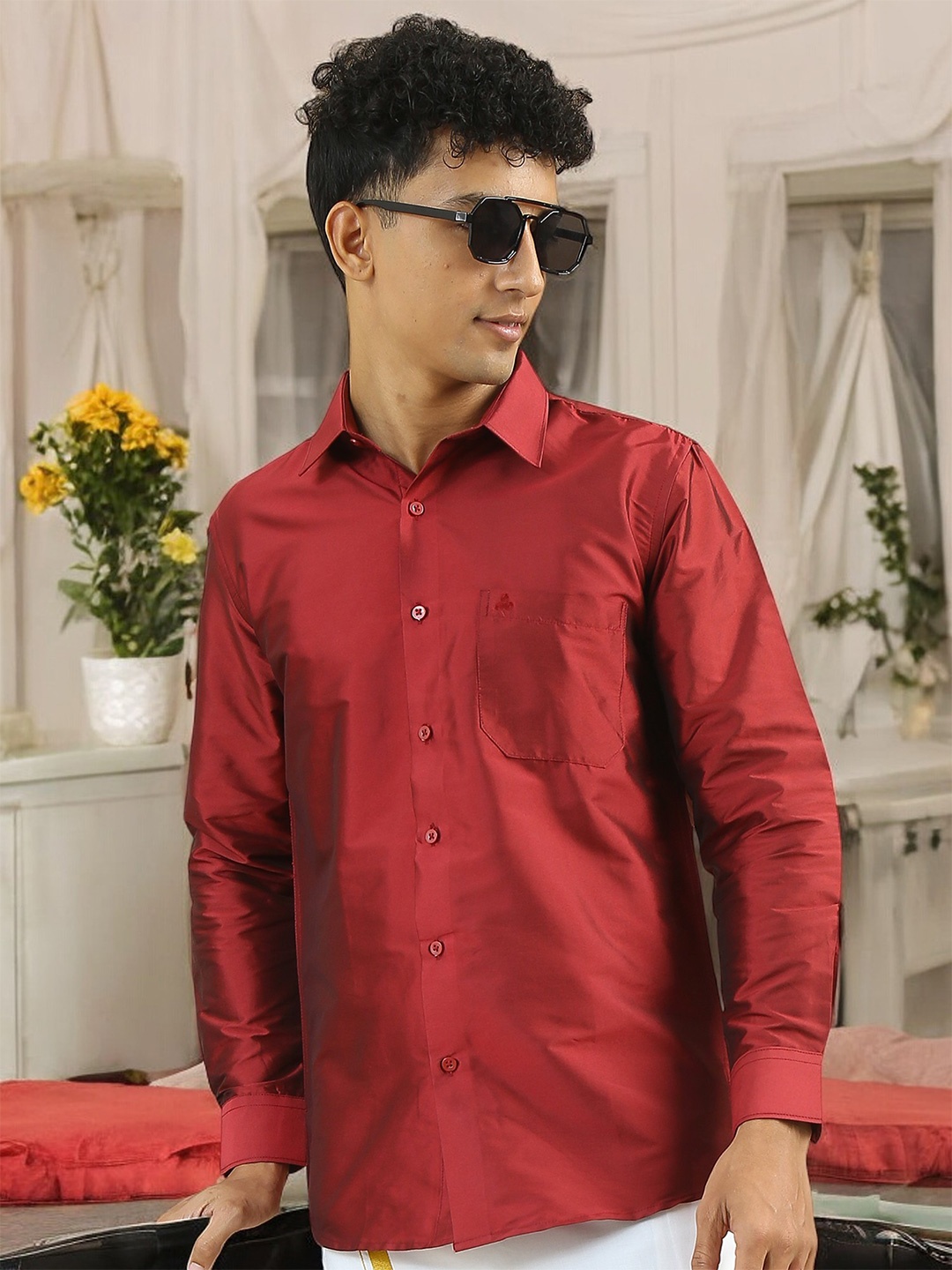 

TATTVA Men Classic Slim Fit Solid Ethnic Shirt, Maroon