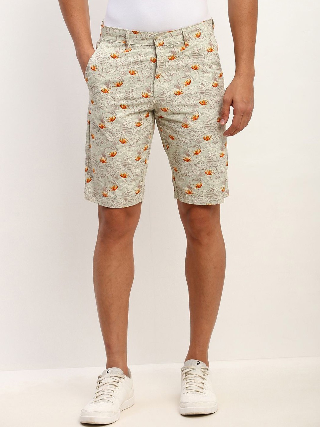 

Allen Solly Men Printed Slim Fit Shorts, Green