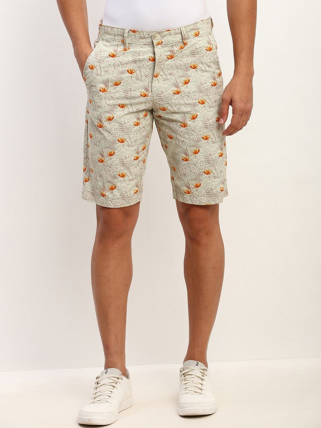 

Allen Solly Men Printed Slim Fit Shorts, Green