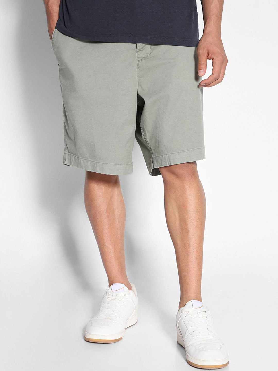 

AMERICAN EAGLE OUTFITTERS Men Chino Shorts, Olive