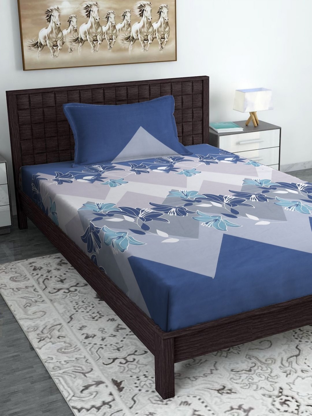 

SOKNACK Grey & Navy Blue Floral Printed 300 TC Single Bedsheet with 1 Pillow Covers