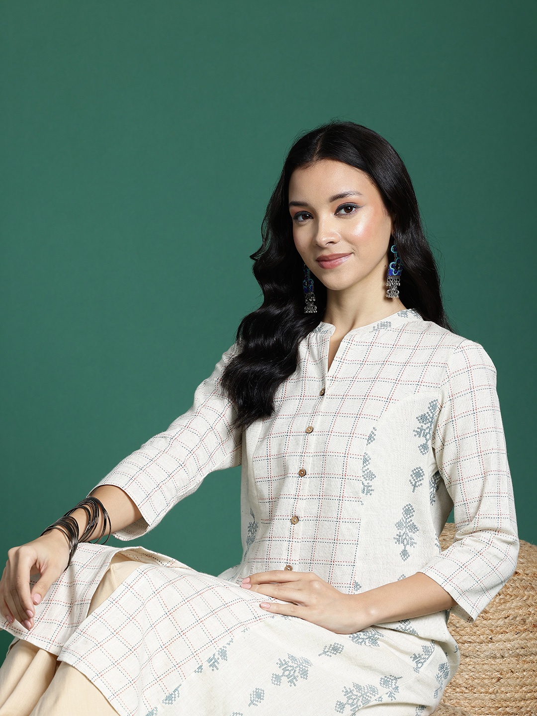 

Sangria Geometric Printed Kurta, Off white
