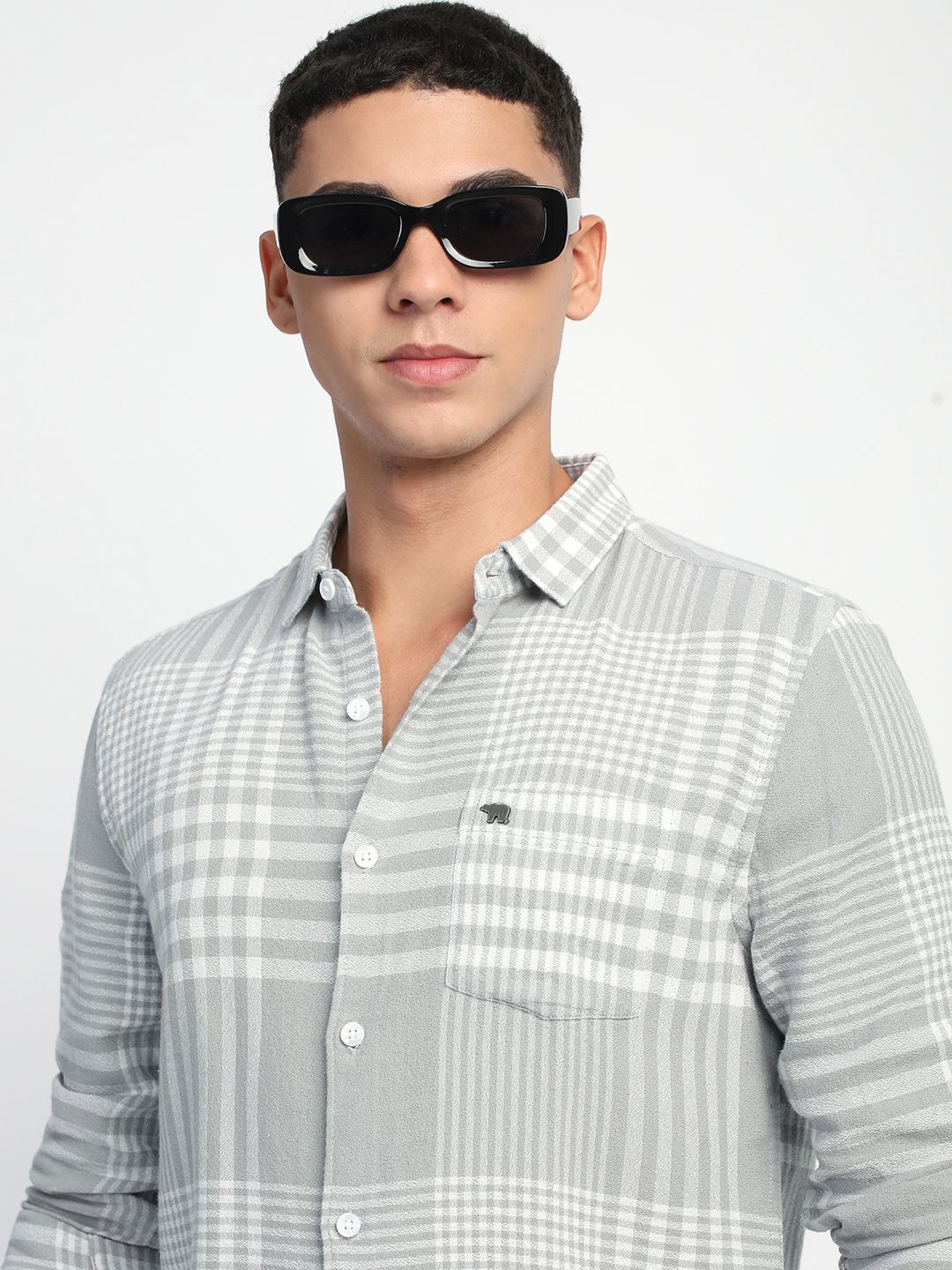 

THE BEAR HOUSE Men Slim Fit Opaque Checked Pure Cotton Casual Shirt, Grey