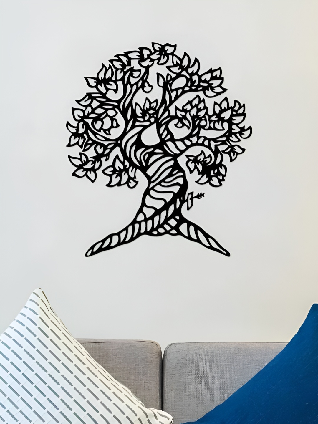 

ARTROOMS Black Tree Metal Wall Decor