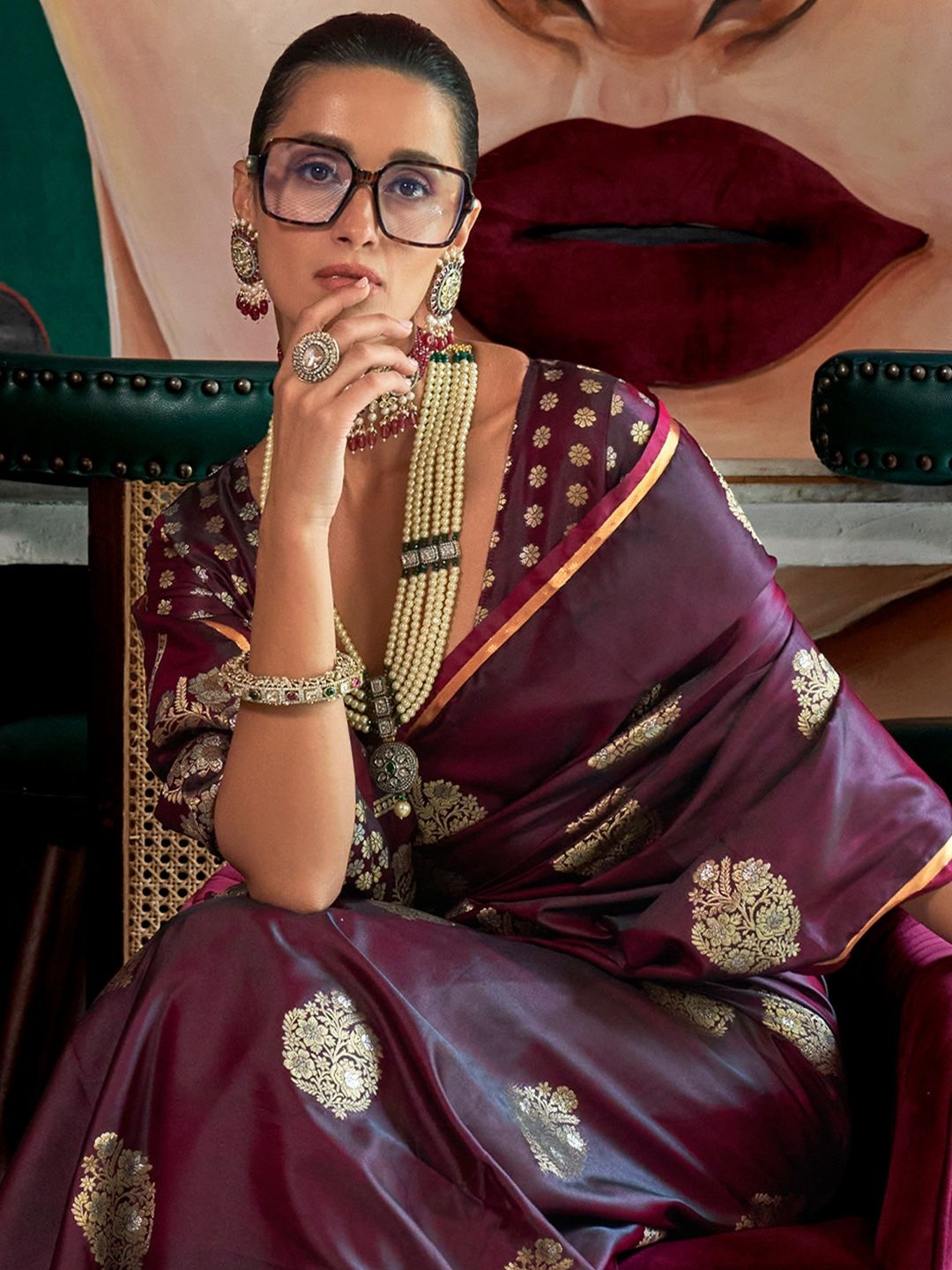 

Mitera Woven Design Zari Satin Banarasi Saree, Burgundy